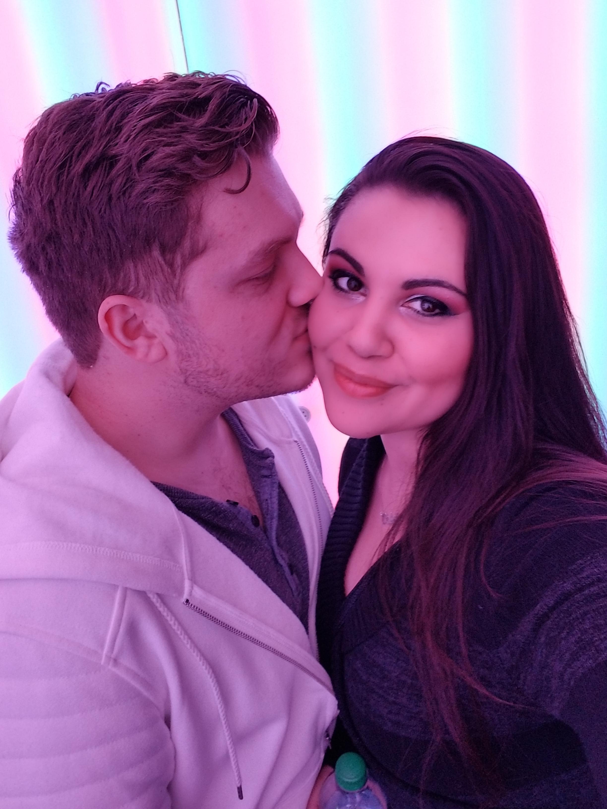 fea13d25-8cab-4f42-b31a-99f1a0accb6d