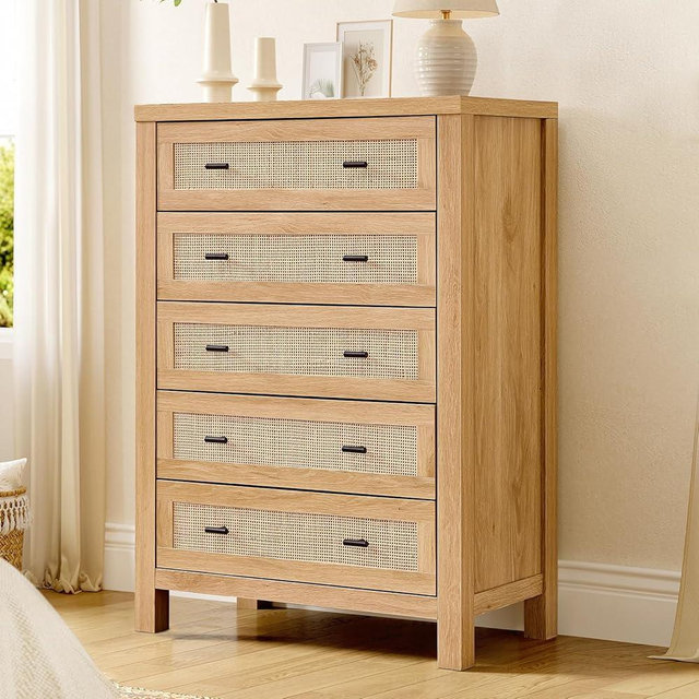 VIAGDO Rattan Dresser for Bedroom, Vertical Tall Rattan Dresser with 5 Storage Drawers, Boho Wood 5 Drawer Dresser with Thick Legs, Wooden Chest of Drawers for Bedroom, Entryway, Living Room, Natural