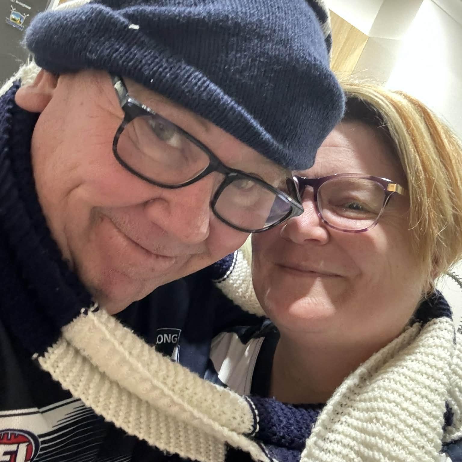 Steves love of the Cats…. 🙄