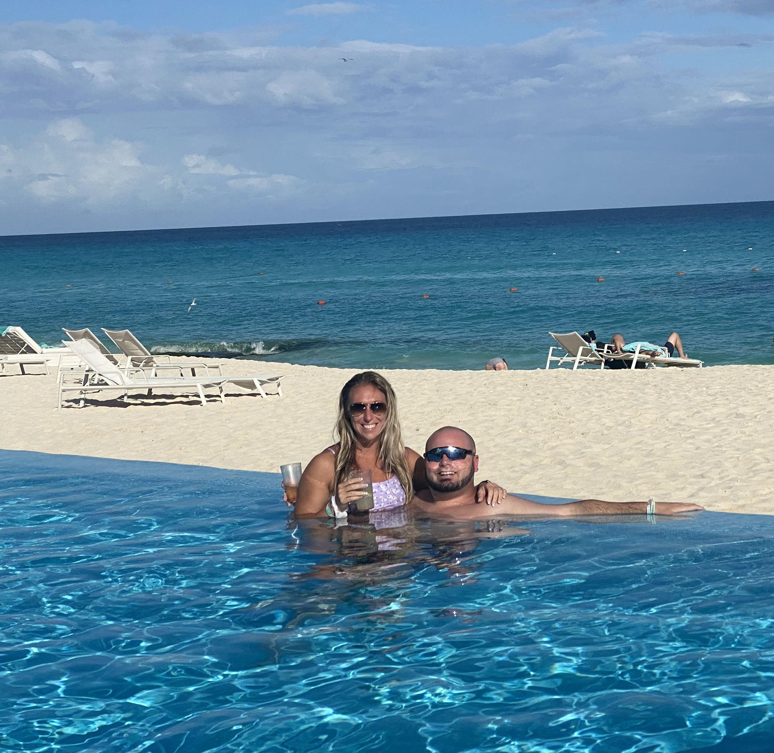 feced7bb-c748-4fb5-b429-cfbcb2d96c39