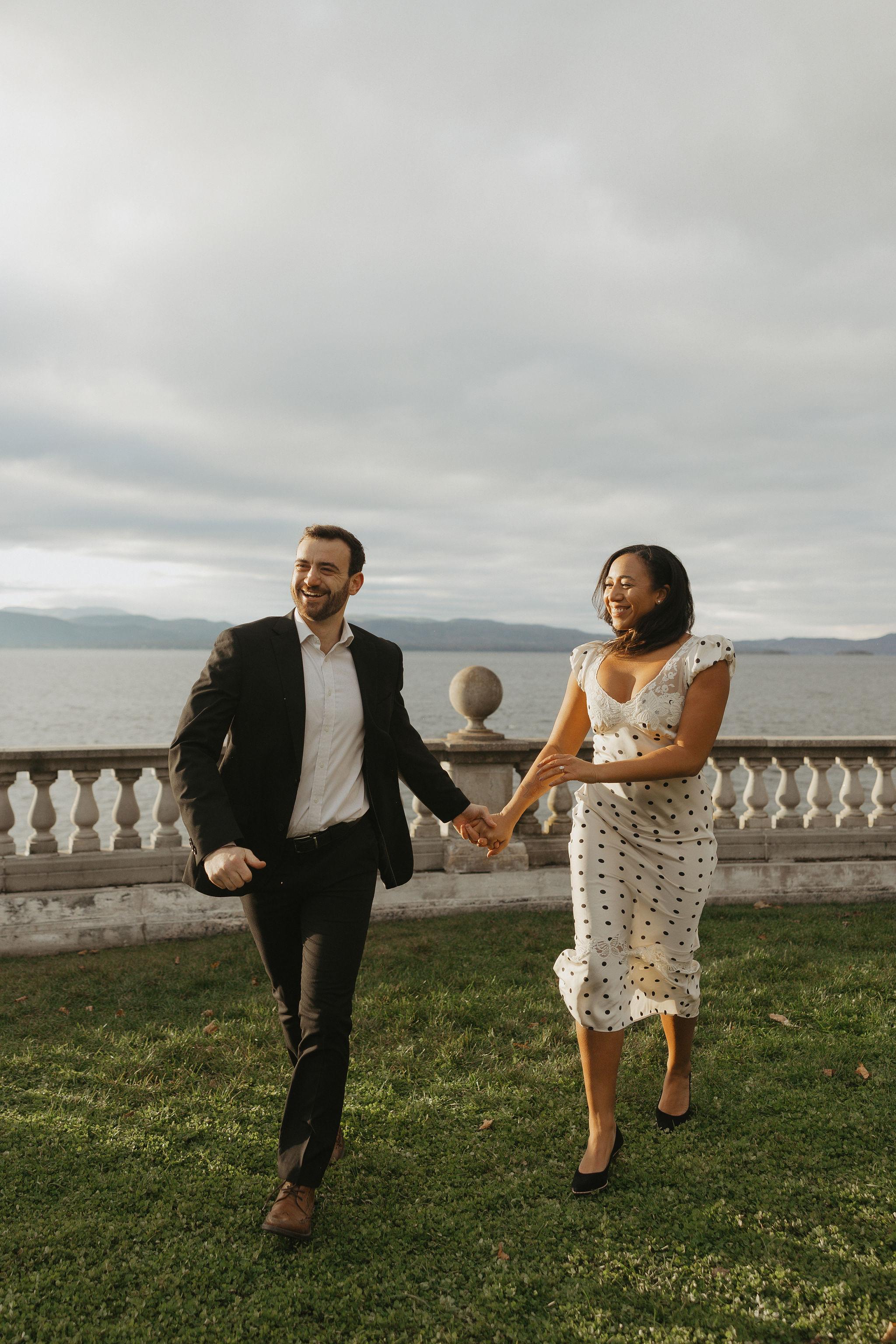 The Wedding Website of Jacquelyn Burrell and Isaac Bendavid