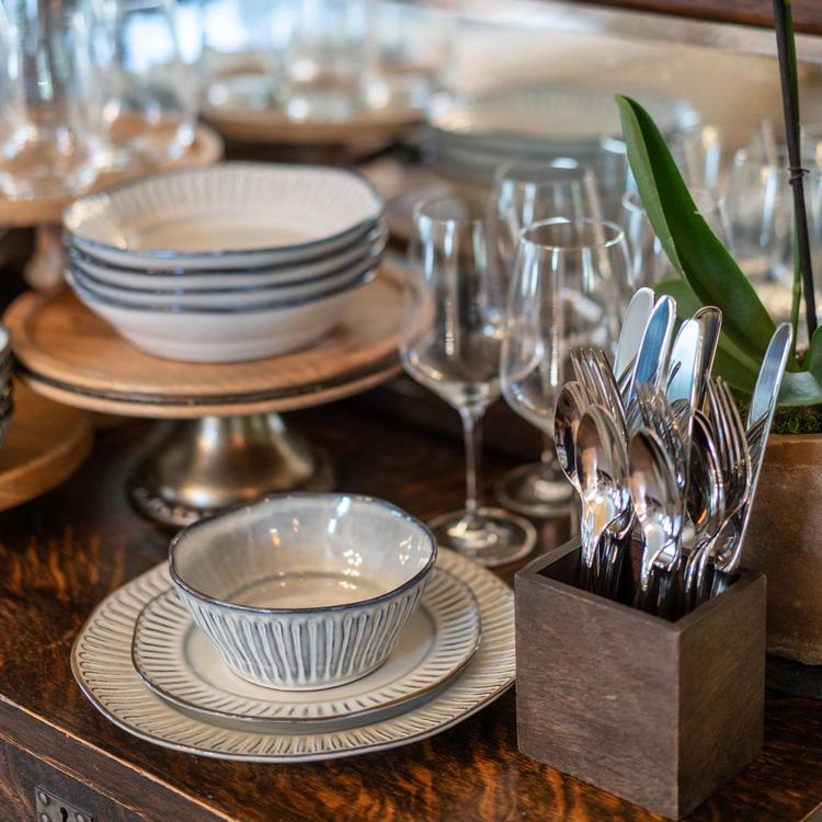 BIA Cordon Bleu, Colonnade Dinner Plate, Set of 4 | Zola