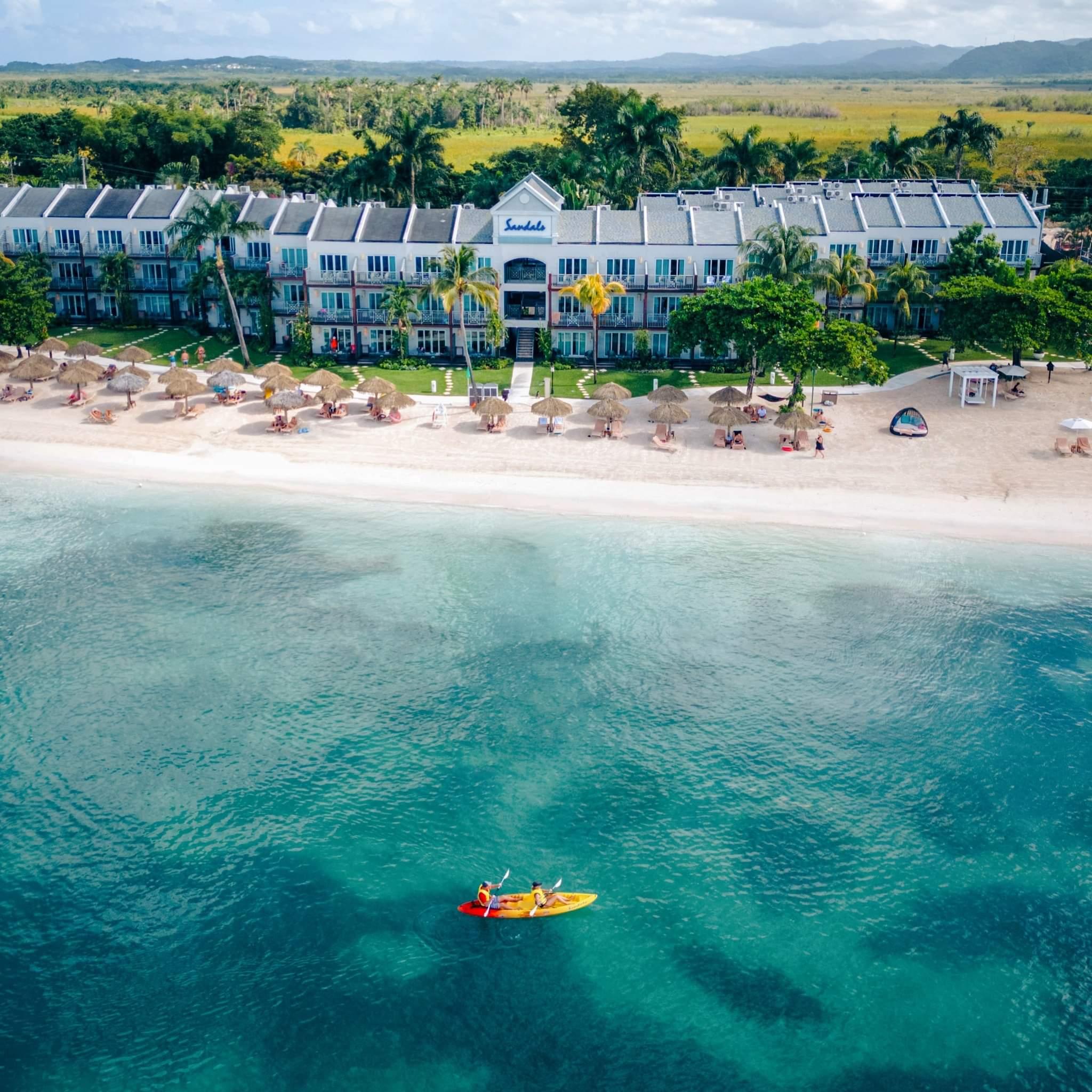 This is where mornings start with ocean breezes, afternoons drift by on the water, and every moment feels like a dream come true.