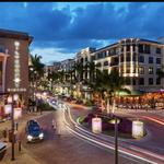 Mercato Shopping and Dining