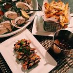 Liv's Oyster Bar & Restaurant