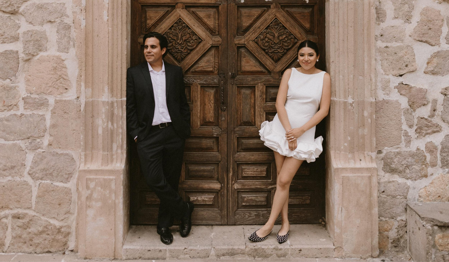 The Wedding Website of Victoria Fuentes and Sebastián Velázquez