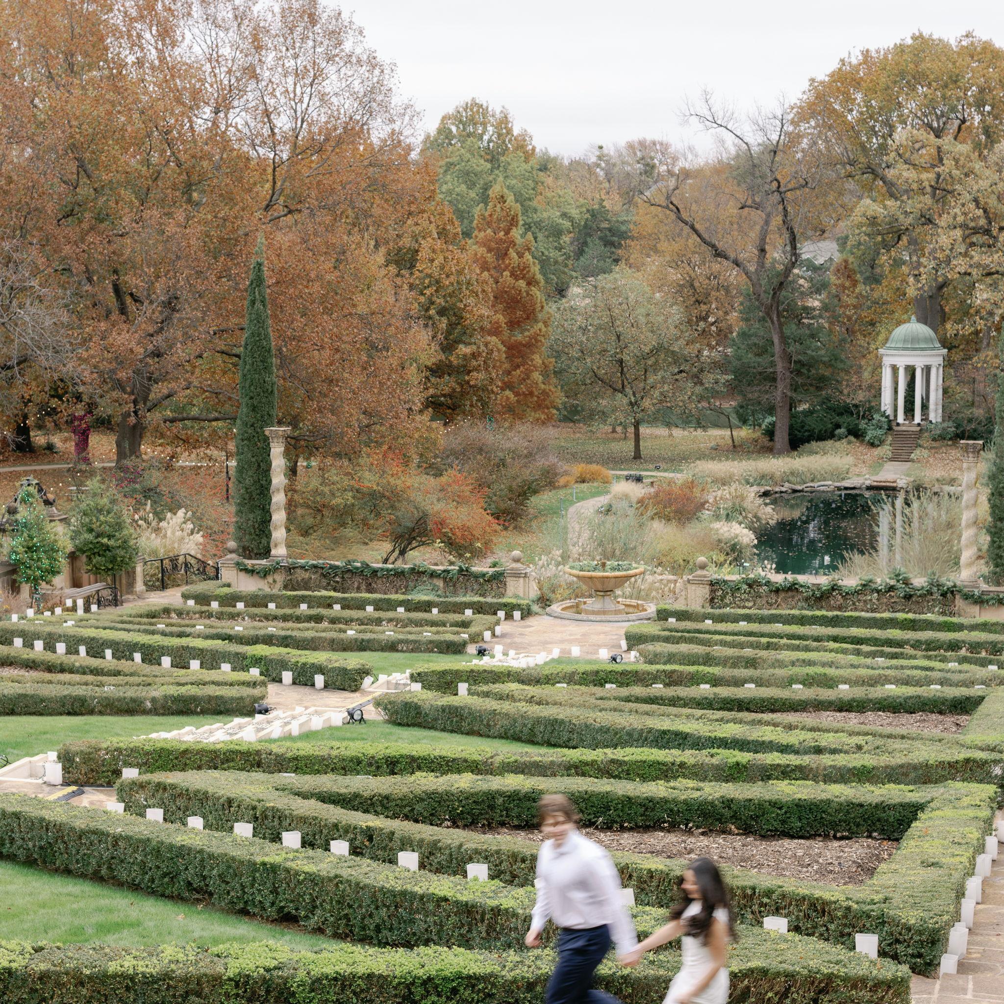 fun fact about the bride & groom: the first meal they cooked together was chili hot dogs in Brock's first apartment after graduating college