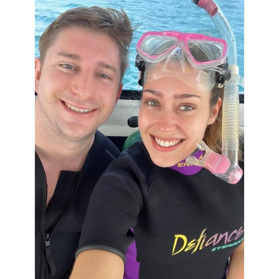Right before we jumped off the dive boat in Aruba!
