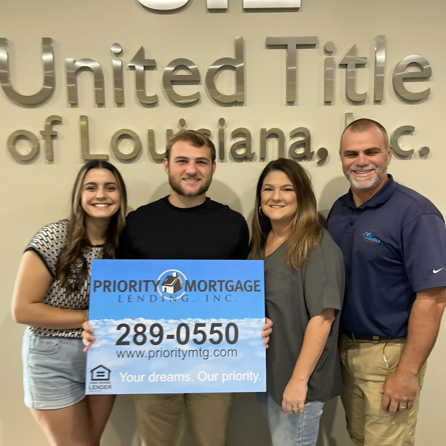 Dalen buying their first house🏡