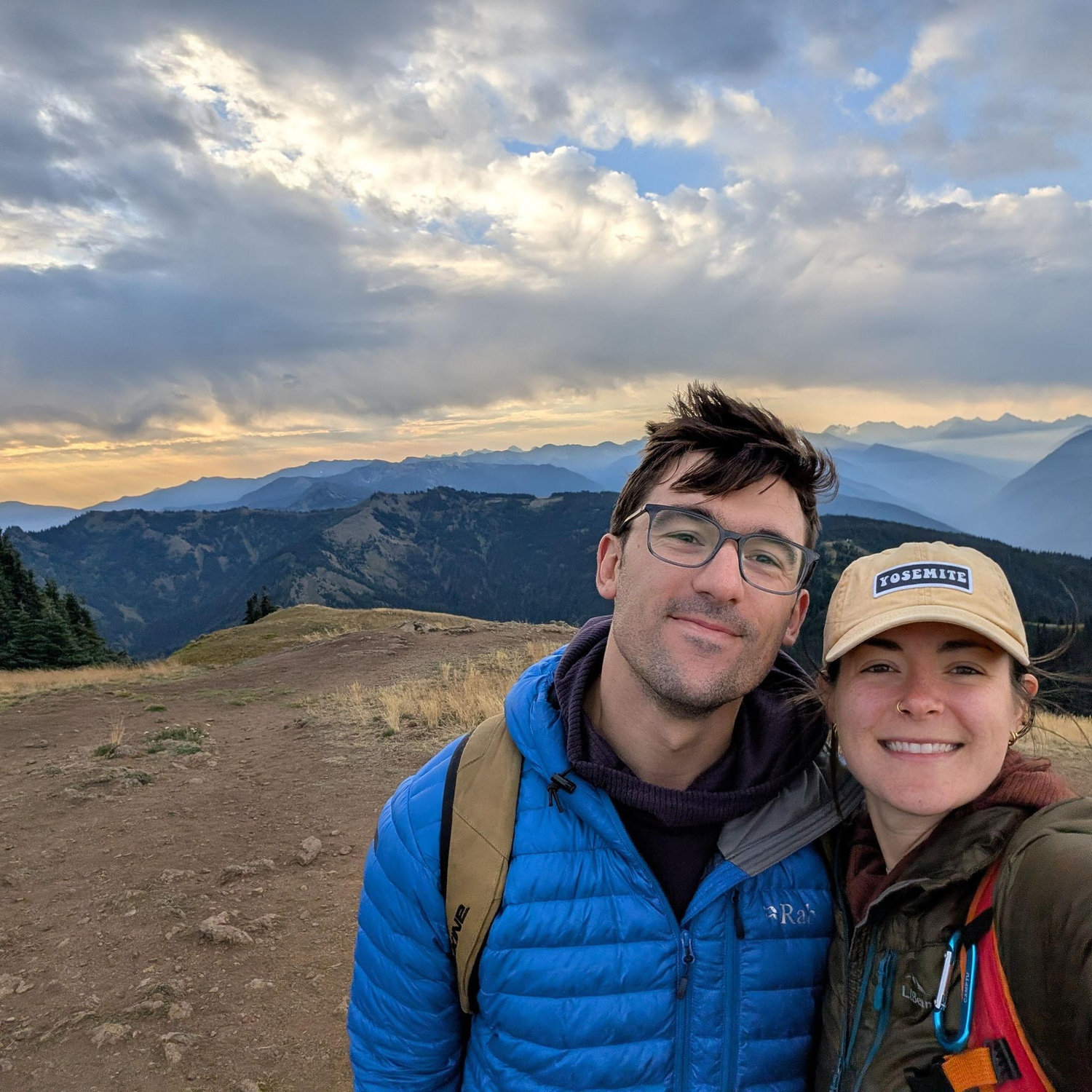 Sunrise hike in Olympic National Park