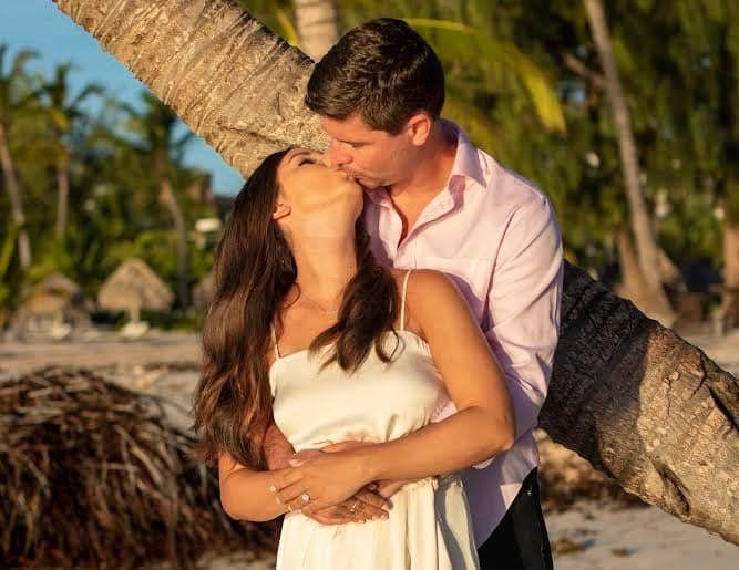 The Wedding Website of Rebecca Bischoff and Matt Martin