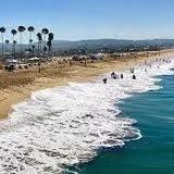 Visit the beach - Newport Beach Pier