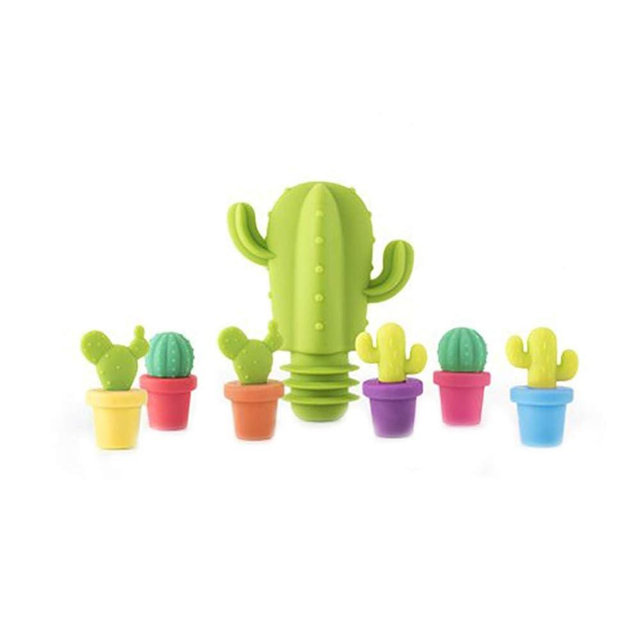 Wine Glass Charms Markers, 7 Pcs Silicone Wine Bottle Stopper Cactus Shaped Stopper Food Grade Beverage Closures Bar Preservation Tool Random Color