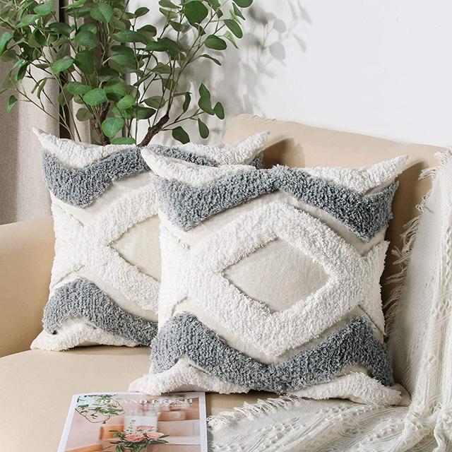 Mingfuxin Woven Tufted Boho Throw Pillow Covers 18X18, Bohemian Pillow Cases Decorative Pillow Covers for Sofa Couch Bed Living Room, Set of 2 Modern Square Pillows Cover ONLY
