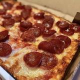 Detroit-style pizza