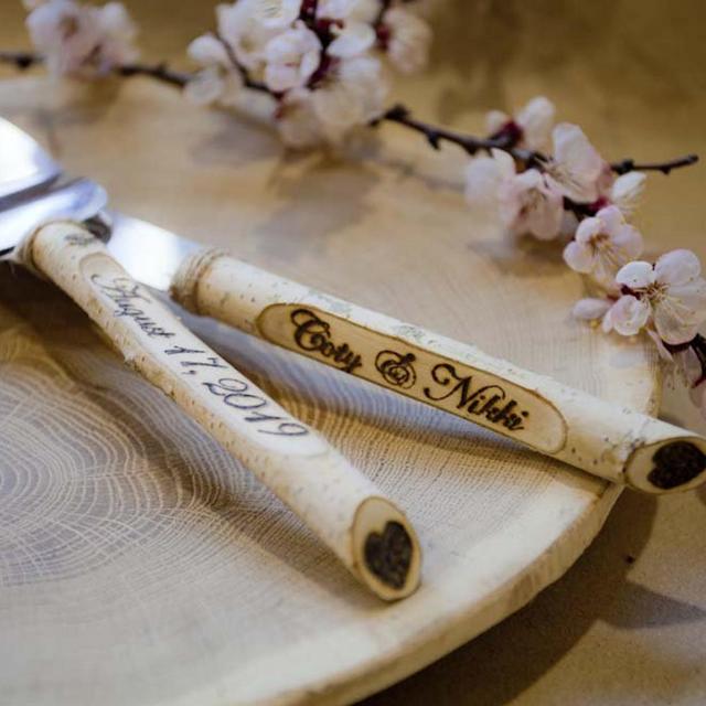 Personalized knives, Wedding cake set/ Wedding server set/ Wedding set/Cake servers/ Cake knife set/ Personalized knife/Rustic knife server