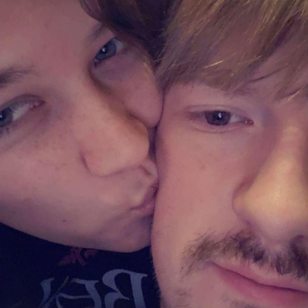 Kisses!
