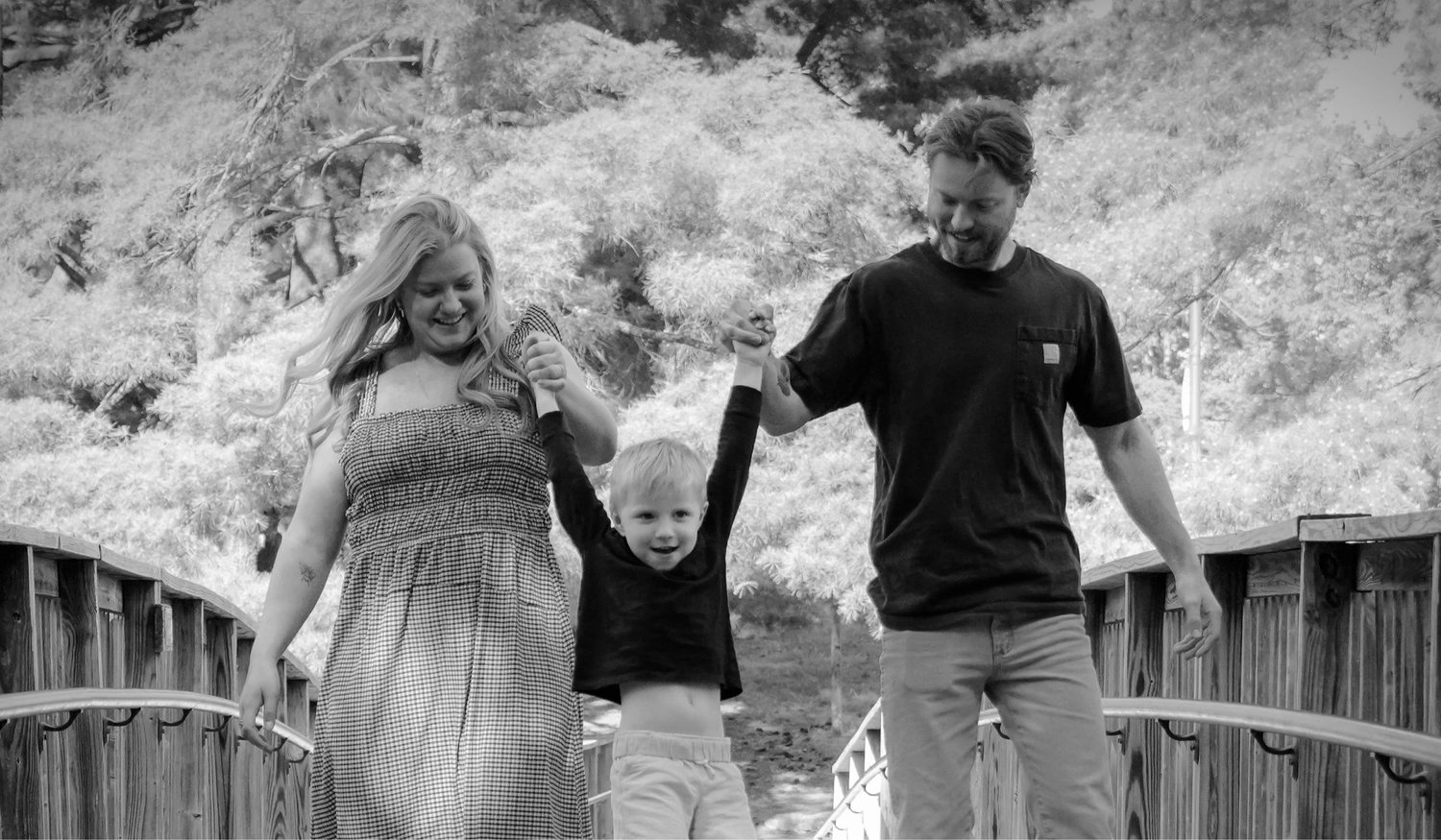 The Wedding Website of Hayley File and Hunter Thomas