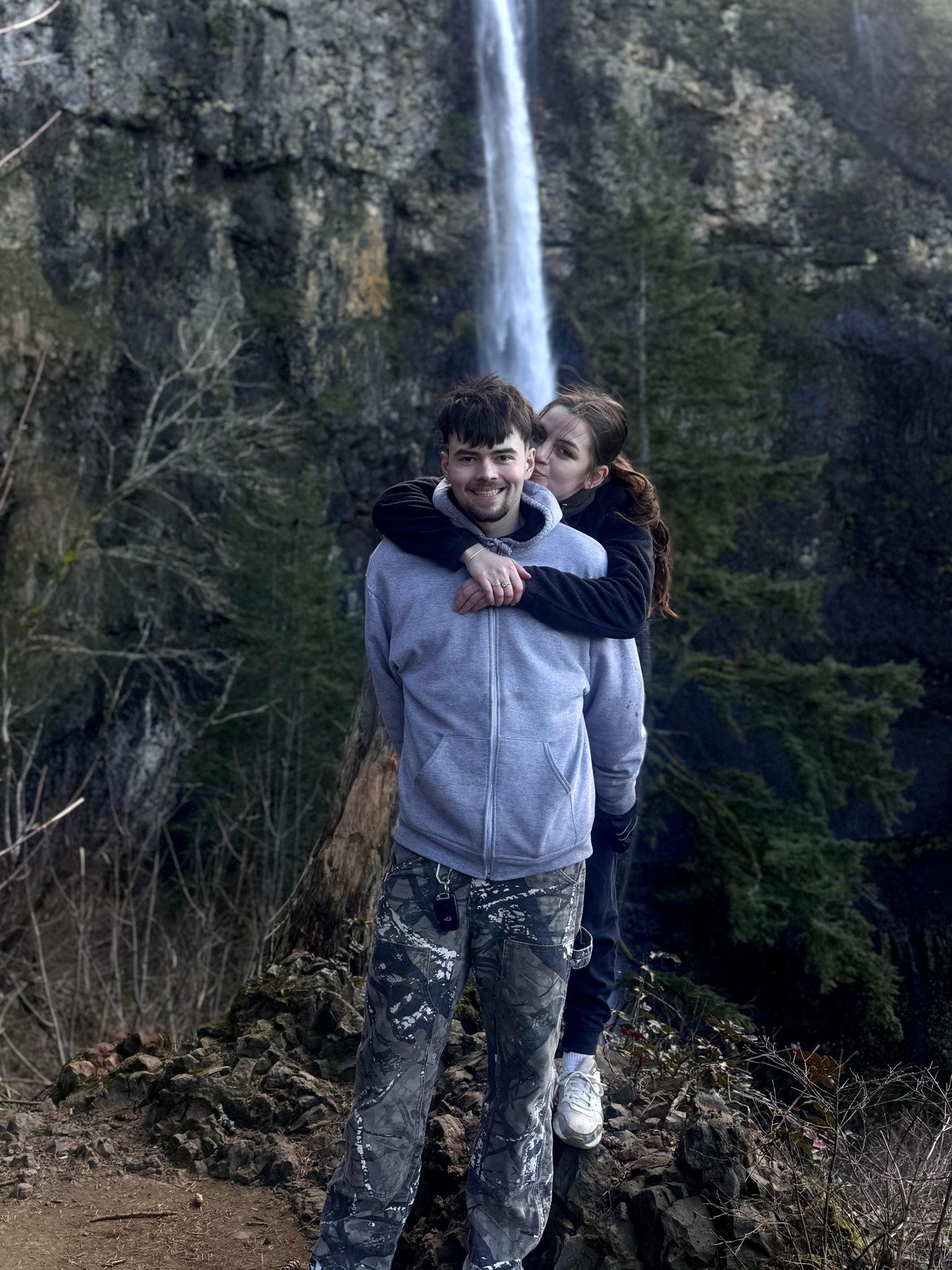 The Wedding Website of Tegan McGrady and Lance Farris