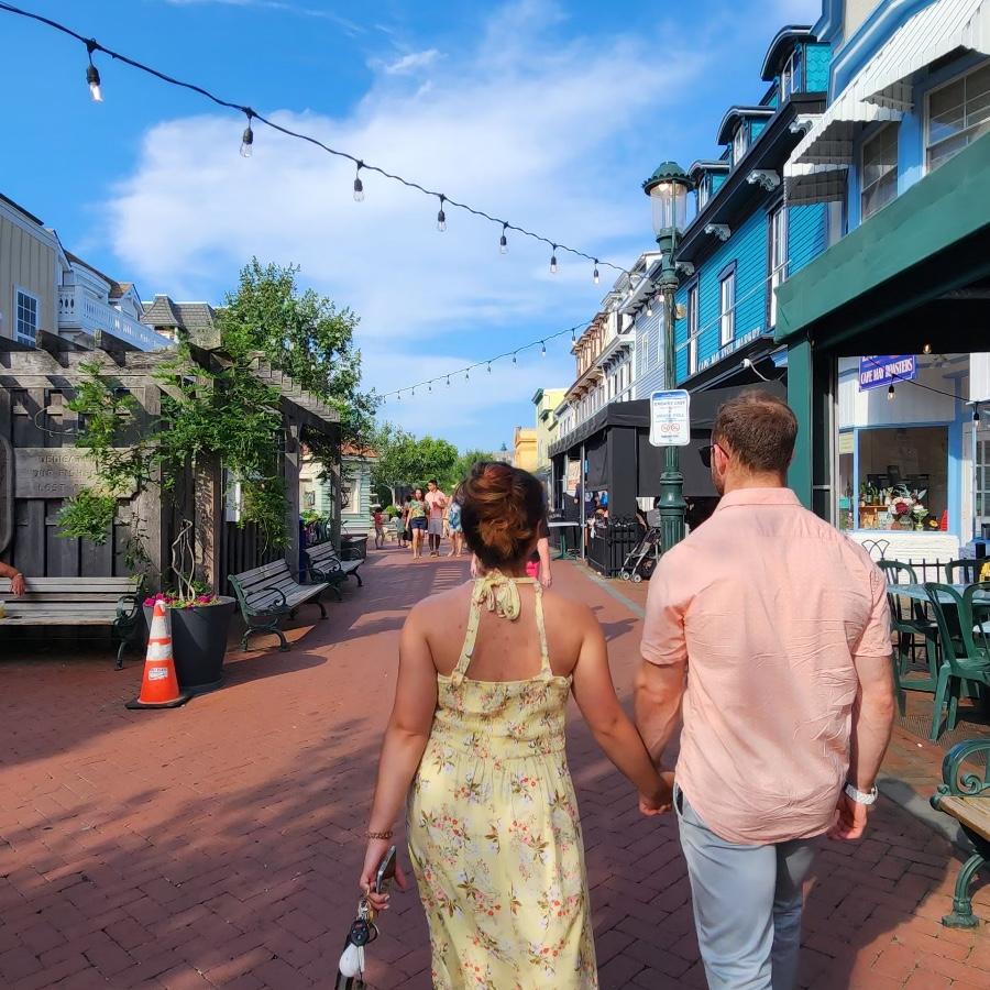 Cape May is gorgeous! Todd and Vanessa traveled to Cape May, New Jersey with their favorite couple friends. On this trip, we became the “Fourmula of Friends.”