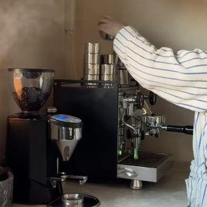 Coffee Machine and grinder