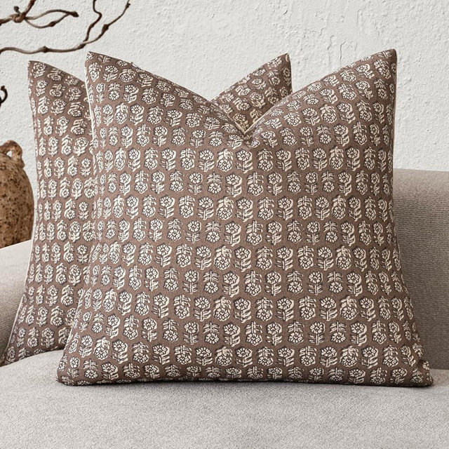 Foindtower Set of 2 Decorative Neutral Floral Print Throw Pillow Covers Vintage Accent Farmhouse Cushion Covers Boho Home Decor for Sofa Chair Couch Bedroom Living Room Outdoor,18×18 Inch,Brown