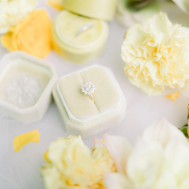 Personalized octagonal ring box made of velvet, pastel yellow