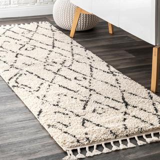 Nieves Moroccan Diamond Tassel Runner