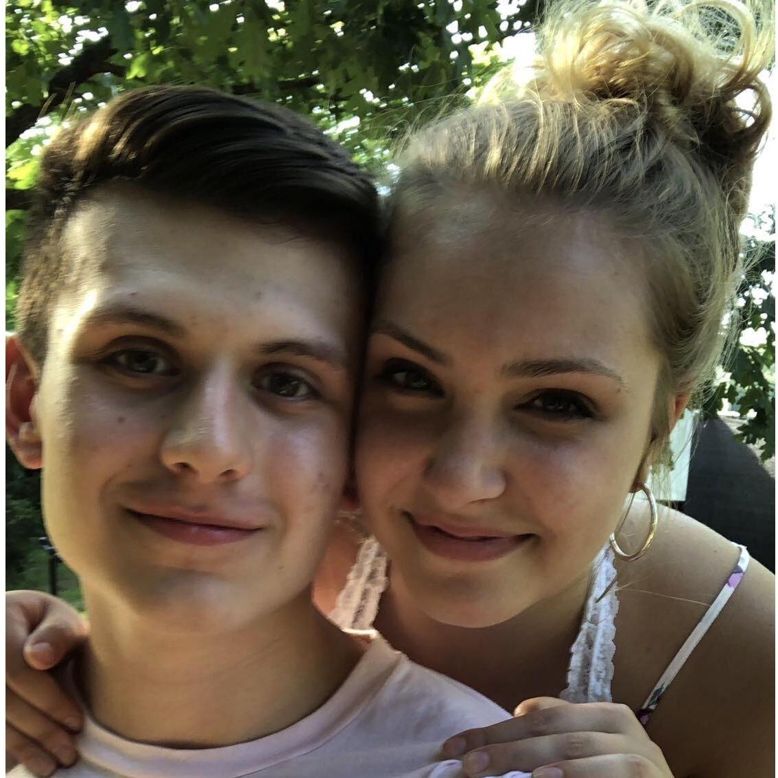 Our first dan + shay concert, her favorite band 2018