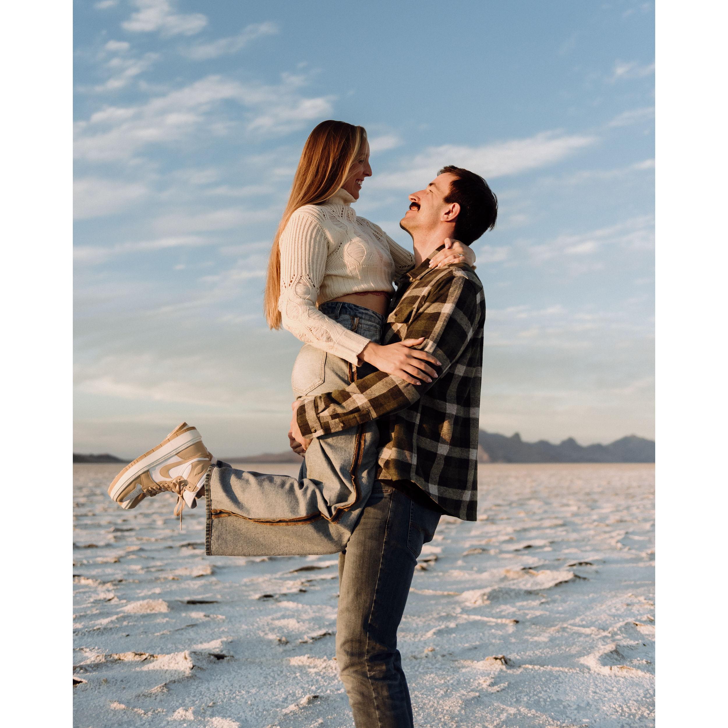 October 2024. Engagement photos at the Bonneville Salt Flats, UT.