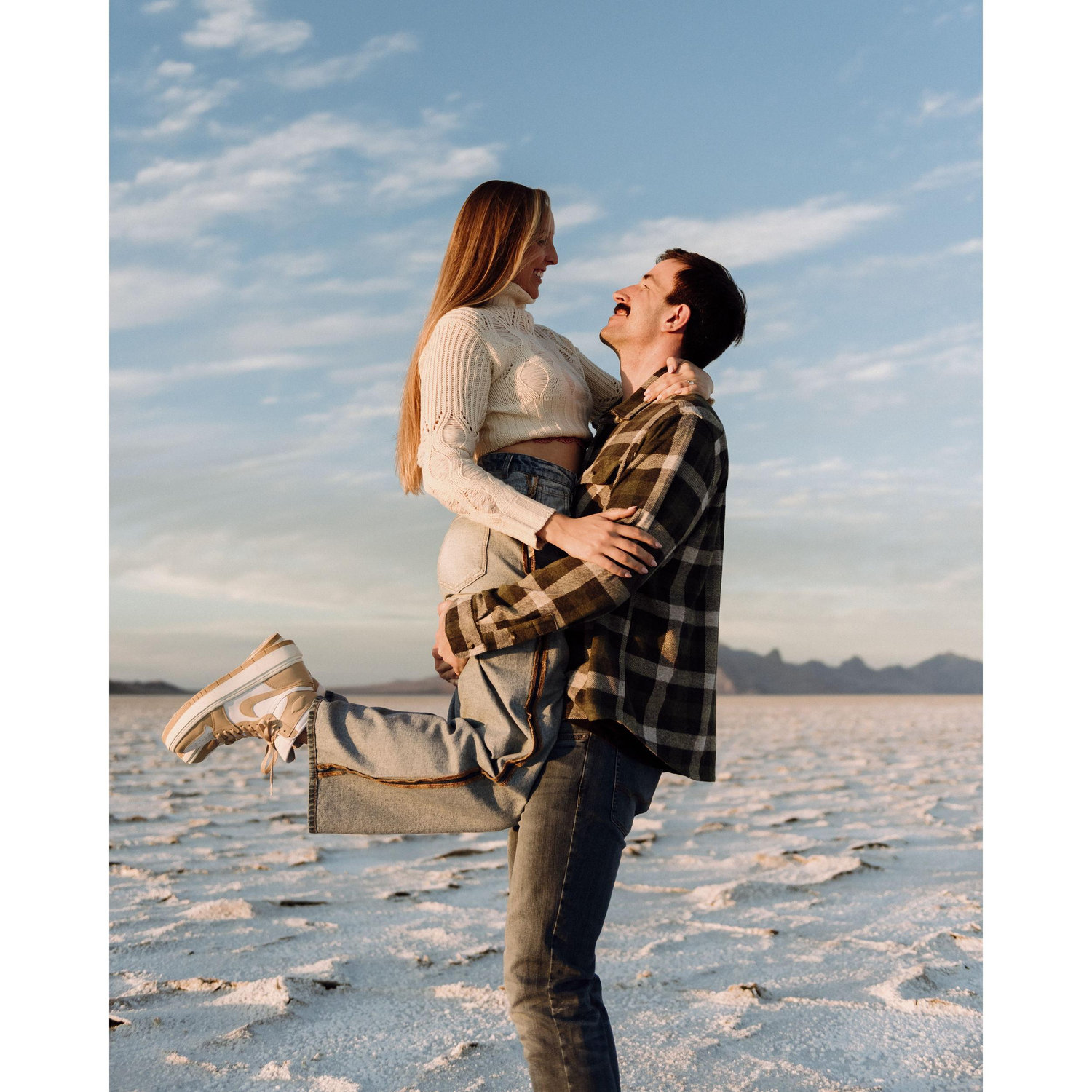 October 2024. Engagement photos at the Bonneville Salt Flats, UT.