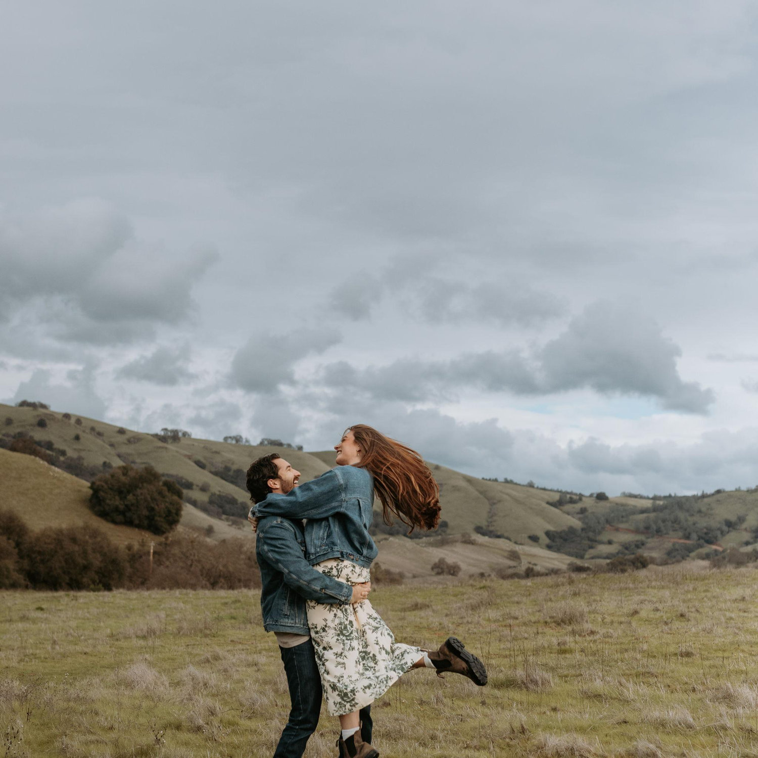 An engagement shoot from our talented friend Elyse.