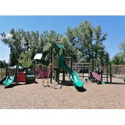 Le parc dispose des sentiers de marche d’environ 7 km.