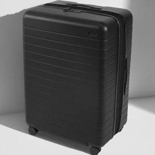 Large Expandable Checked Suitcases | Away