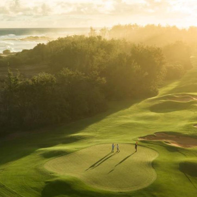 Hawaii - Golf Round in Arnold Palmer Course