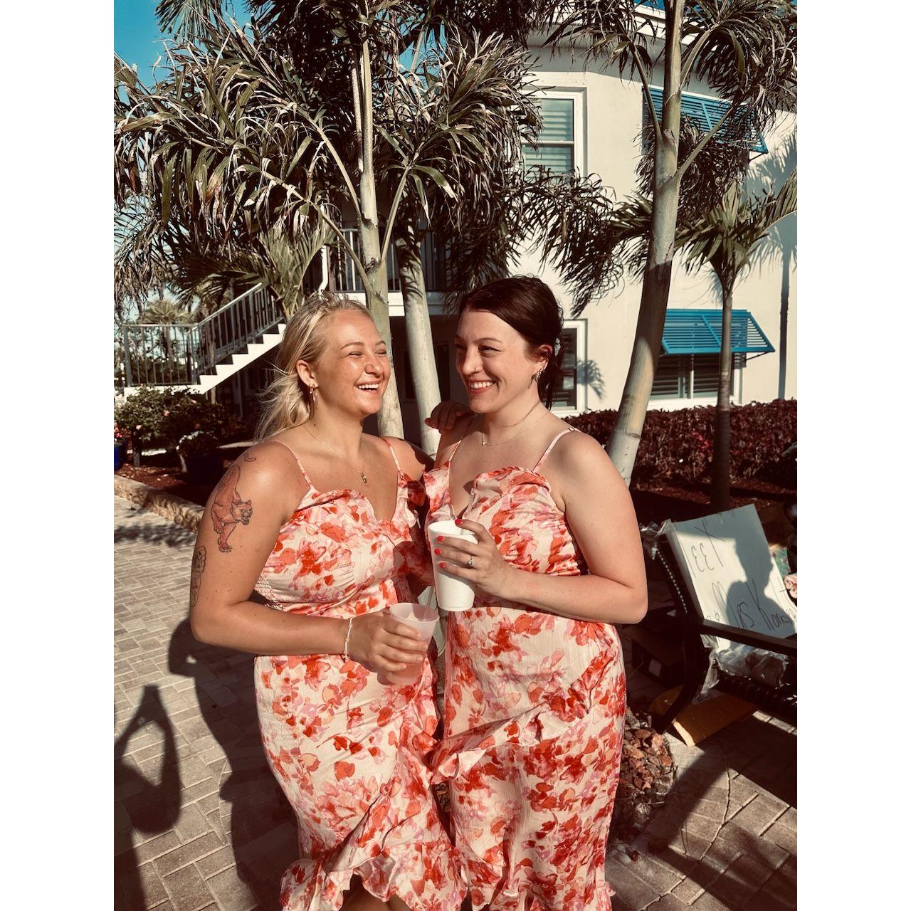 Amanda & Alyssa Kondrat aka "Bellawease"