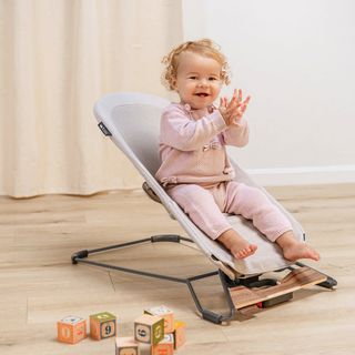 Mira V2 3-in-1 Bouncer & Seat