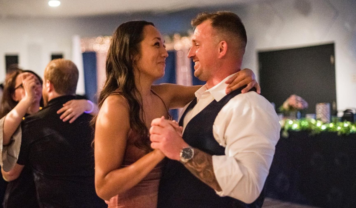 The Wedding Website of Ashley Miller and Brandon Edwards