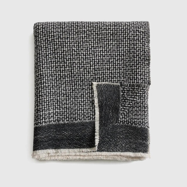 Cashmere Wool Patterned Throw in Black