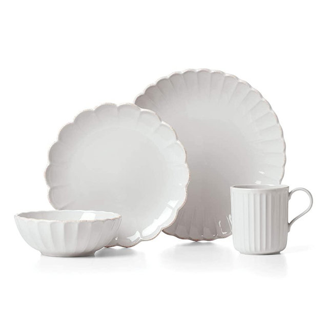 Lenox French Perle Scallop 4-Piece Place Setting, 5.55 LB, White
