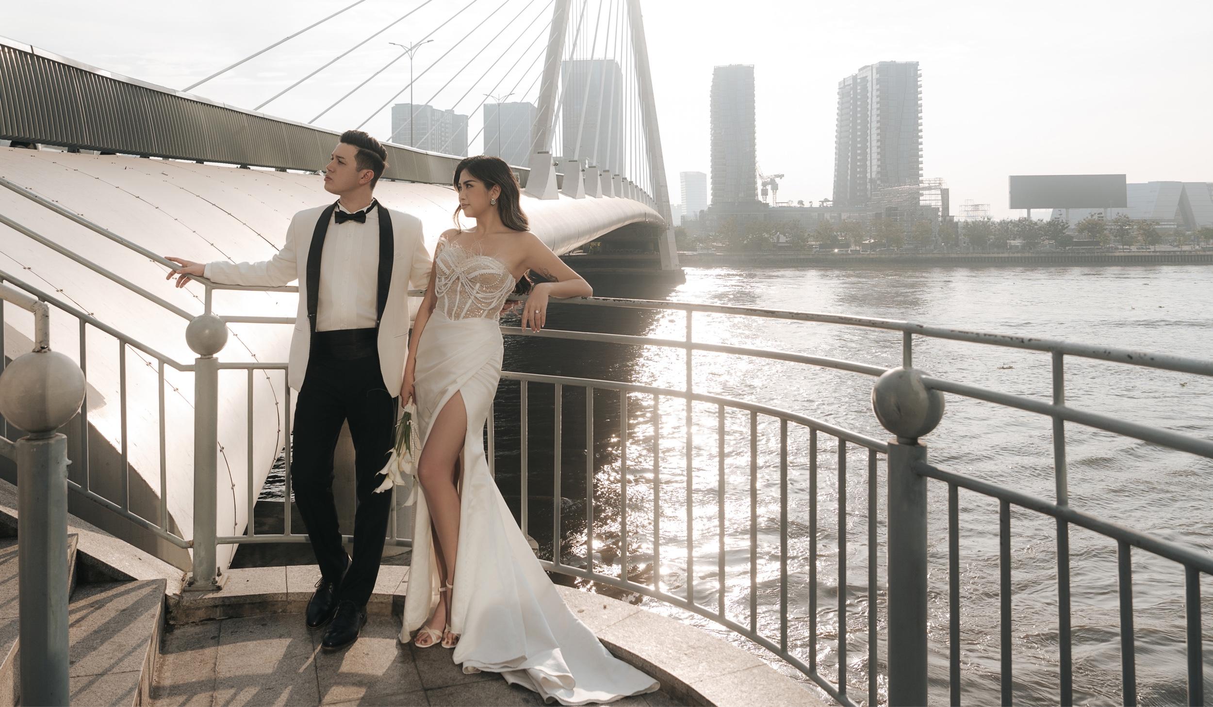 The Wedding Website of Ashlee Pham and Ian Levenson