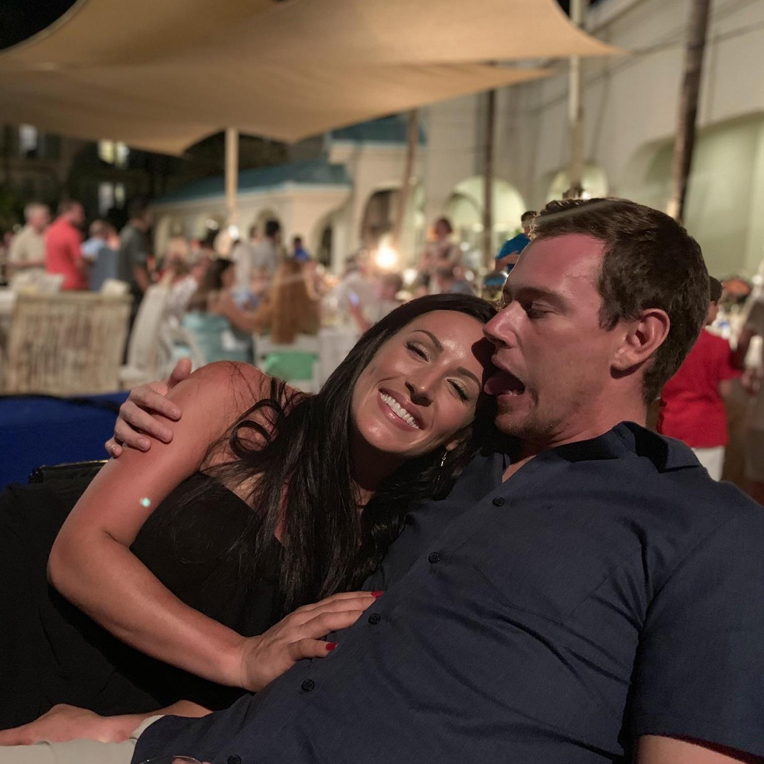 This pic is another picture from our Grand Cayman trip, and one of my favorites! 🤣