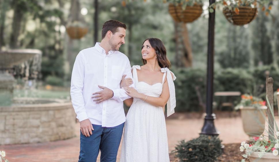 The Wedding Website of Jessica Dionesotes and Logan Gschwendtner