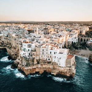 Honeymoon Fund Monopoli, Italy
