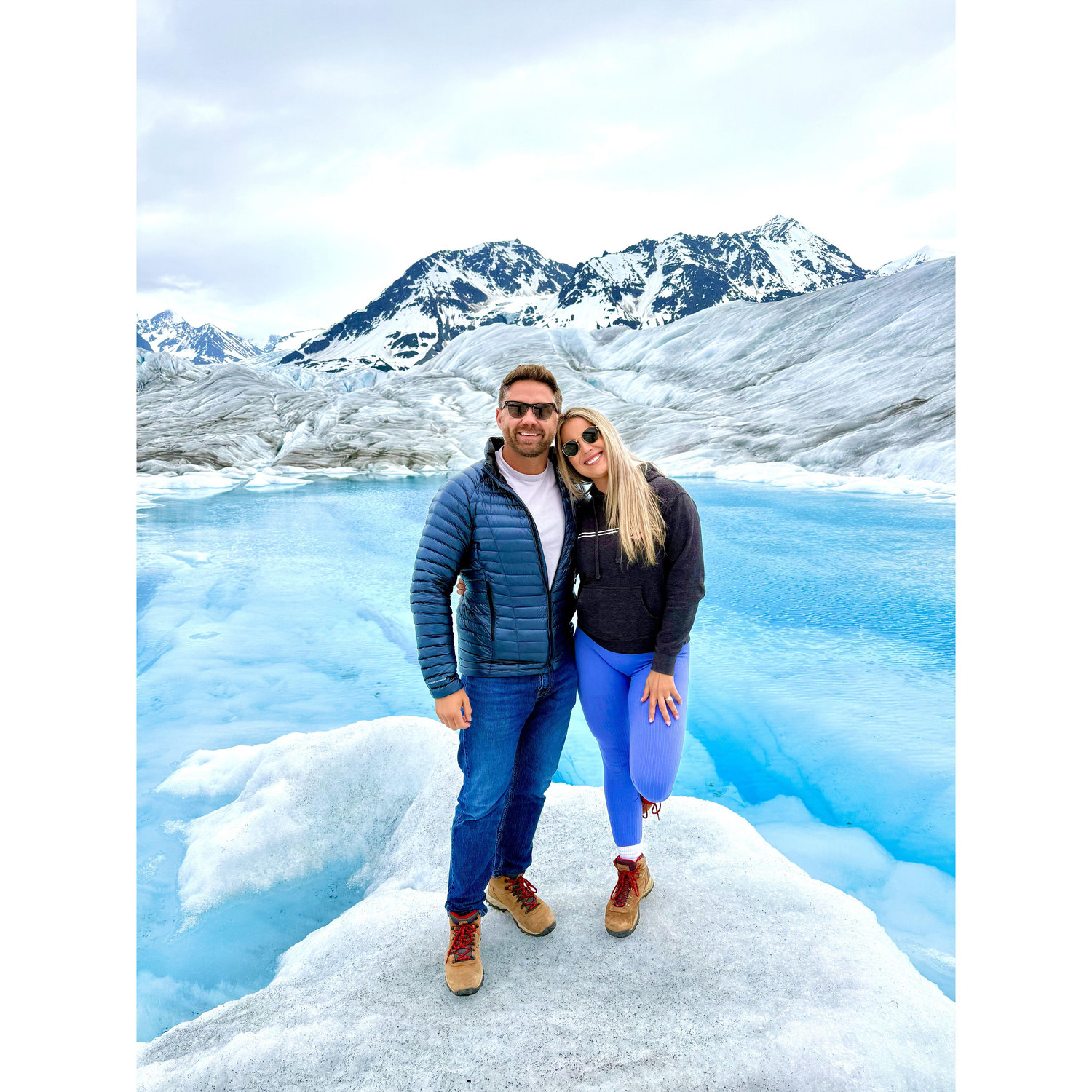 EN: One of Our favorite moments: exploring Alaska’s Glaciers
PL: Jeden z naszych ulubionych momentów: odkrywanie lodowców Alaski