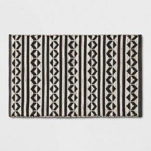 Black Geometric Woven Accent Rugs 2'6"X4'/30"X48" - Project 62™