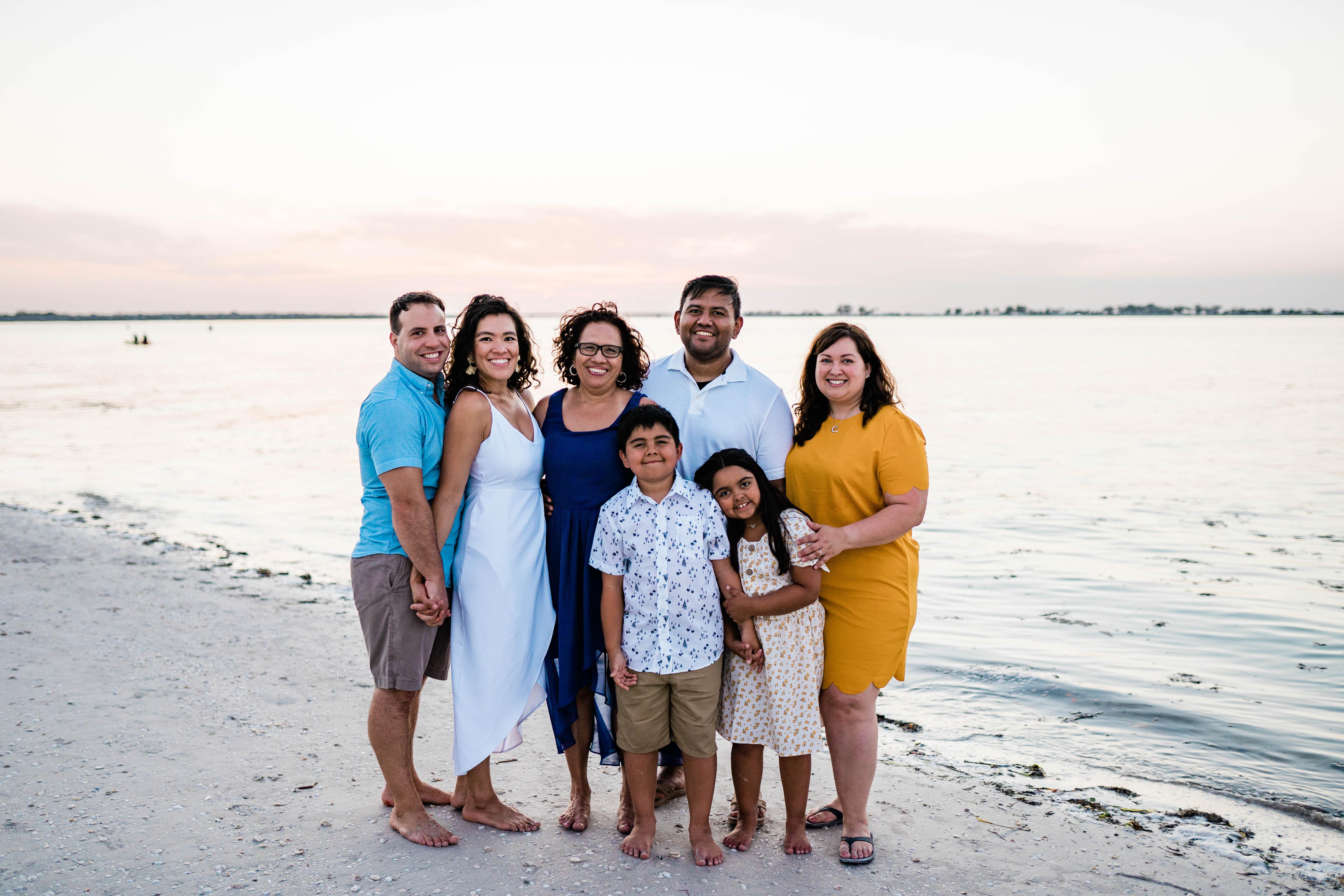 The Wedding Website of Ana Manzano and Allen Wight