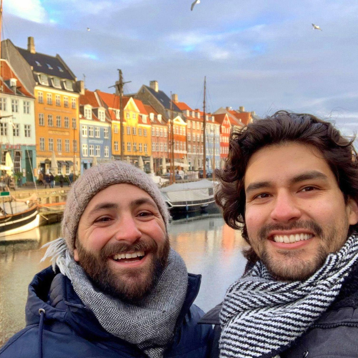 17 de enero de 2021. Copenhague, Dinamarca. Cambiamos nuestras citas por Zoom a paseos congelados por el canal de Nyhavn.