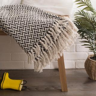 Zig-Zag Throw