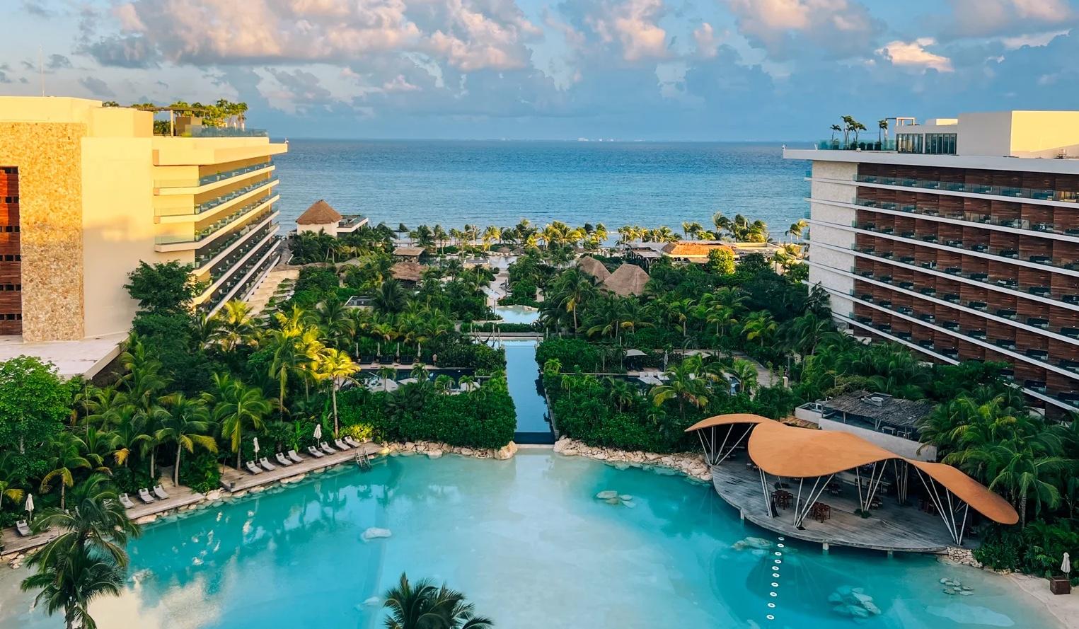 The Wedding Website of Clarissa Gonzalez and Alexis Romero